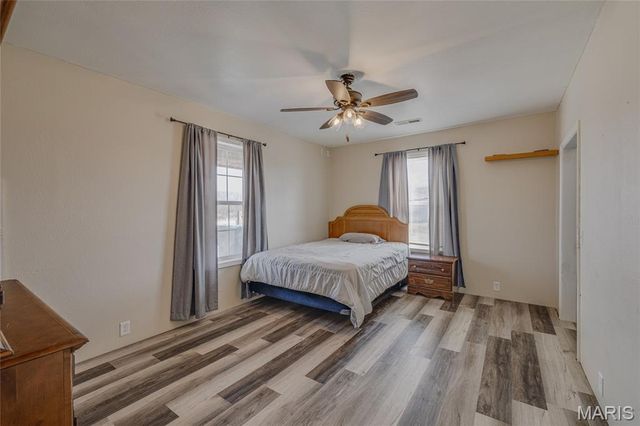 1002 Goldbits Road, Farmington, MO 63640