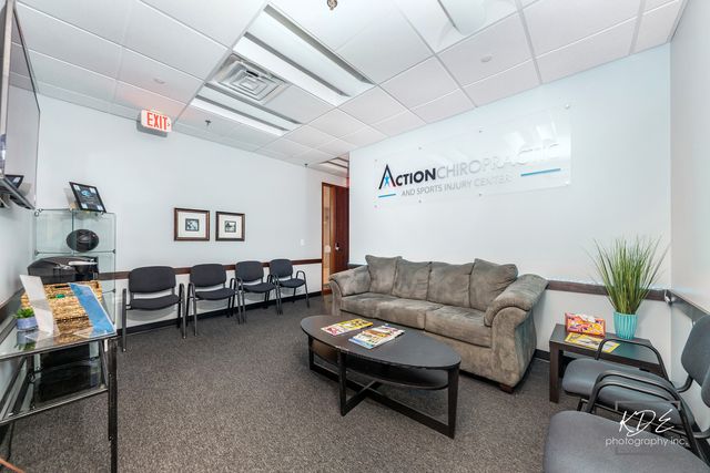 2272 95th Street 125-2, Naperville, IL 60564