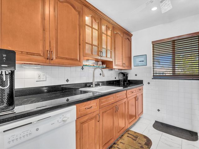 2017 SW GOLF Lane 109, Boynton Beach, FL 33426