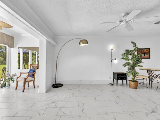 2017 SW GOLF Lane 109, Boynton Beach, FL 33426