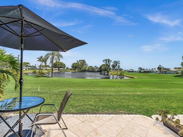2017 SW GOLF Lane 109, Boynton Beach, FL 33426
