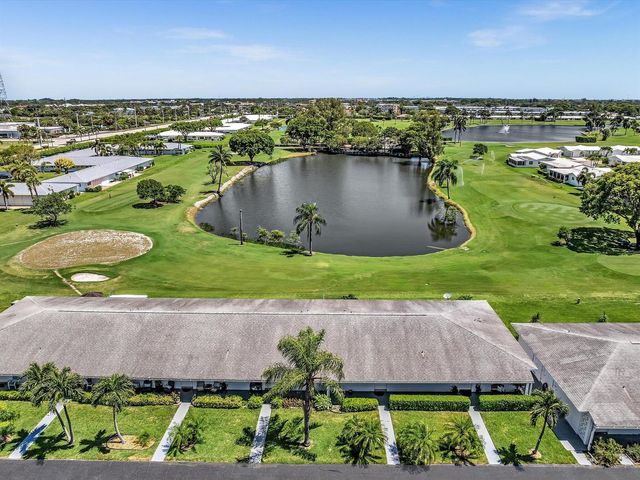 2017 SW GOLF Lane 109, Boynton Beach, FL 33426