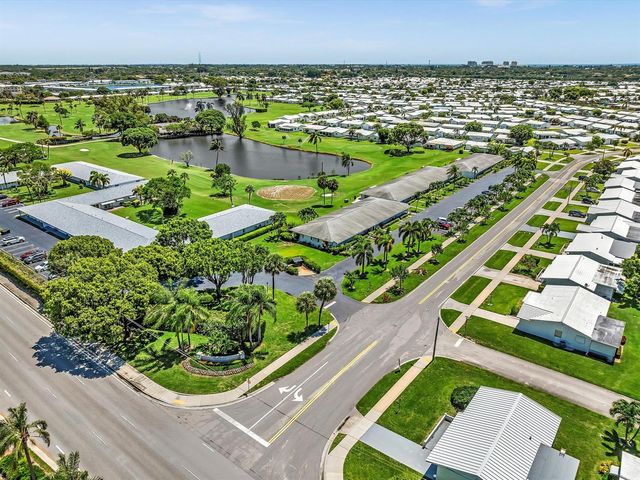 2017 SW GOLF Lane 109, Boynton Beach, FL 33426