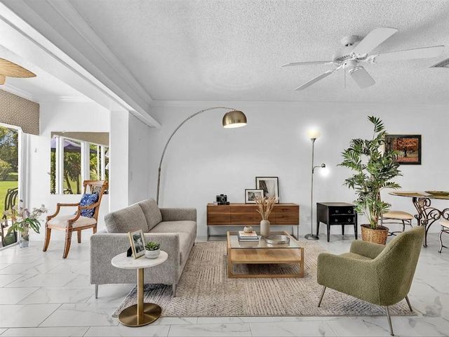 2017 SW GOLF Lane 109, Boynton Beach, FL 33426