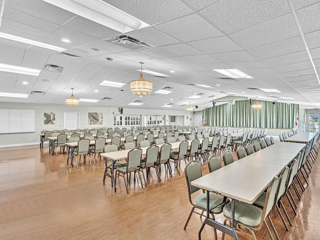 2017 SW GOLF Lane 109, Boynton Beach, FL 33426