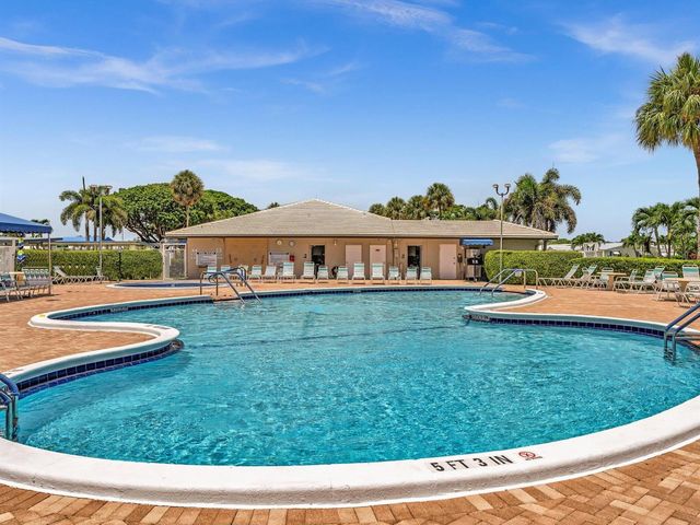 2017 SW GOLF Lane 109, Boynton Beach, FL 33426