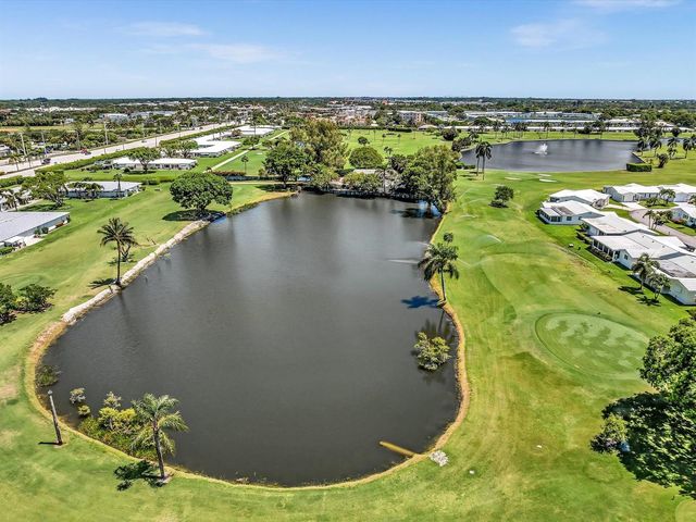 2017 SW GOLF Lane 109, Boynton Beach, FL 33426