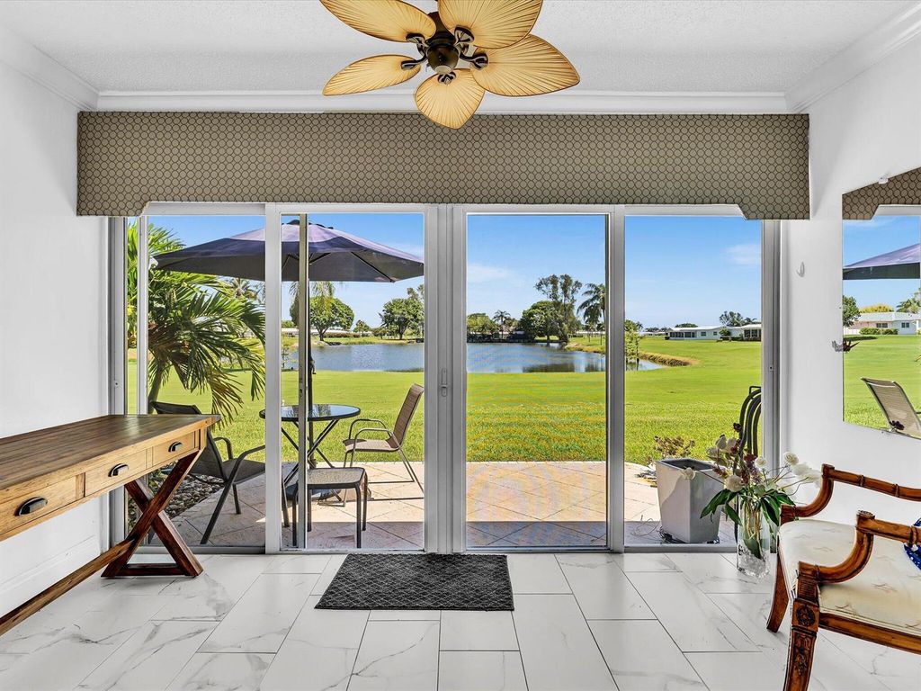 2017 SW GOLF Lane 109, Boynton Beach, FL 33426