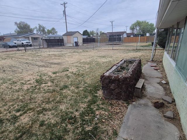 515 Holly Ave, Swink, CO 81077