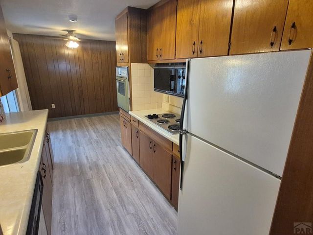 515 Holly Ave, Swink, CO 81077