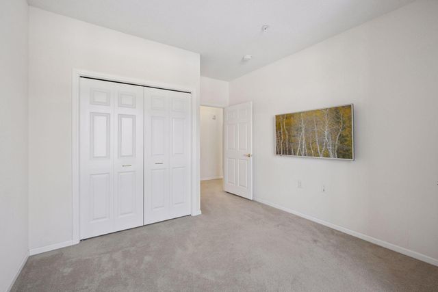 100 Clydesdale Trail 128, Hamel, MN 55340