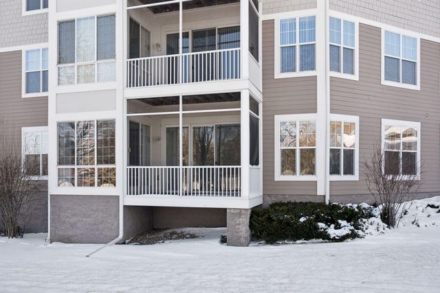 100 Clydesdale Trail 128, Hamel, MN 55340