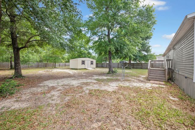 1521 Trotter Way, Baker, FL 32531