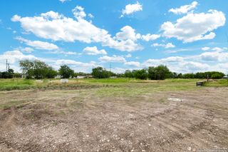 5 Golden Ave, San Antonio, TX 78211