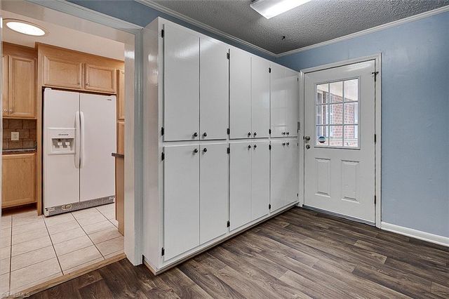 516 Hillcrest Drive, Randleman, NC 27317