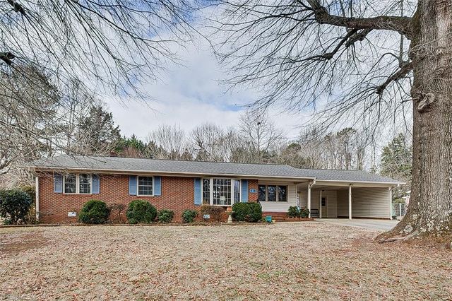 516 Hillcrest Drive, Randleman, NC 27317
