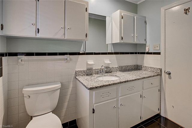 516 Hillcrest Drive, Randleman, NC 27317