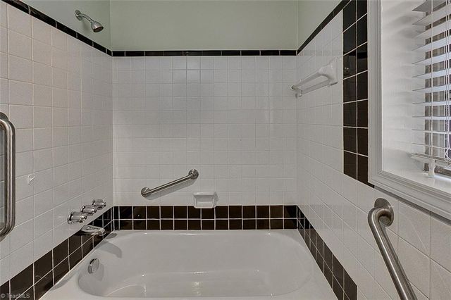 516 Hillcrest Drive, Randleman, NC 27317