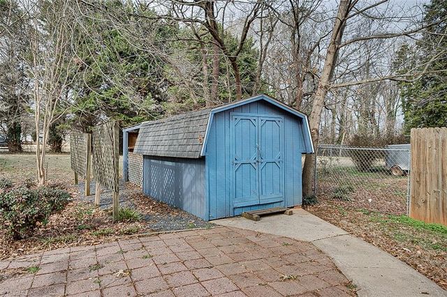 516 Hillcrest Drive, Randleman, NC 27317