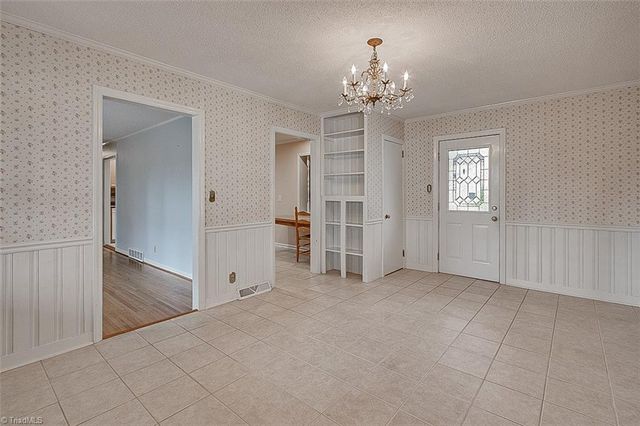 516 Hillcrest Drive, Randleman, NC 27317