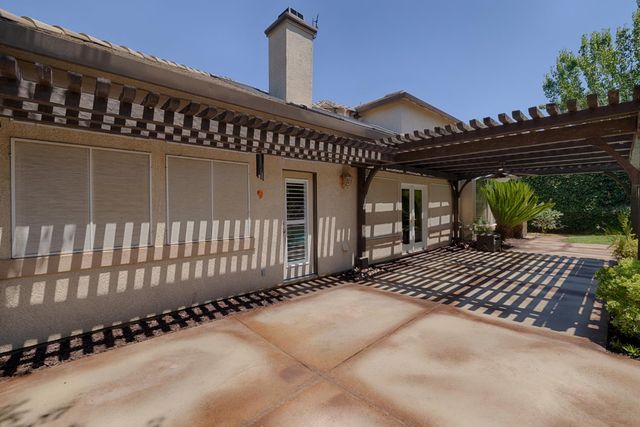 100 Paizano Ct, Roseville, CA 95661