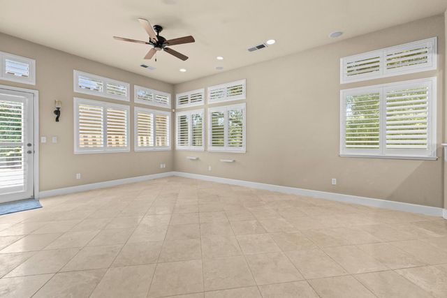 100 Paizano Ct, Roseville, CA 95661