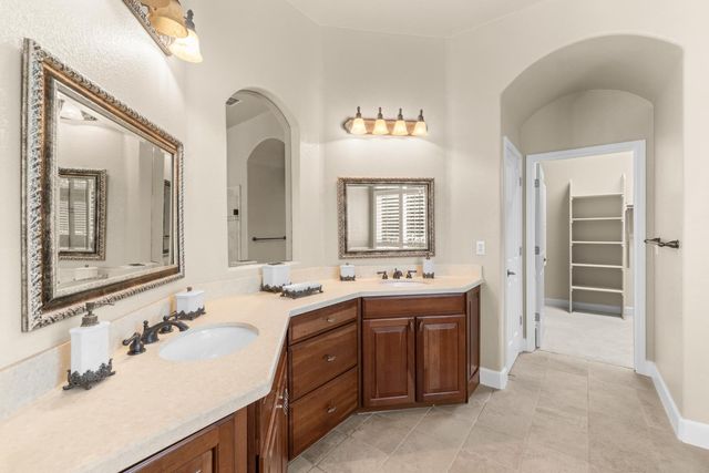 100 Paizano Ct, Roseville, CA 95661