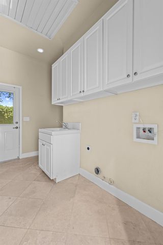100 Paizano Ct, Roseville, CA 95661