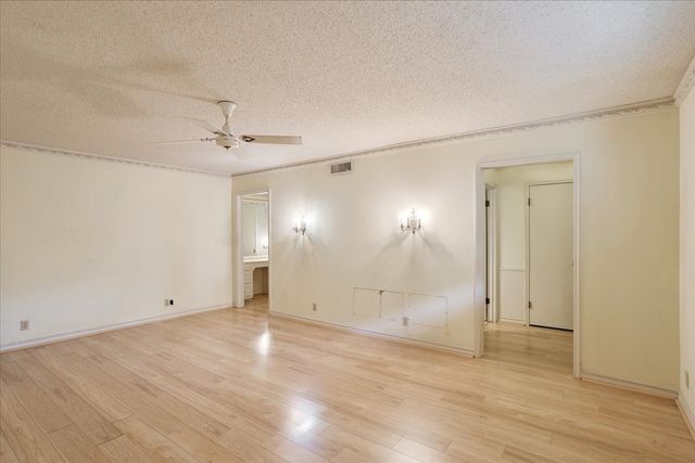 602 Queens Road, Denison, TX 75020