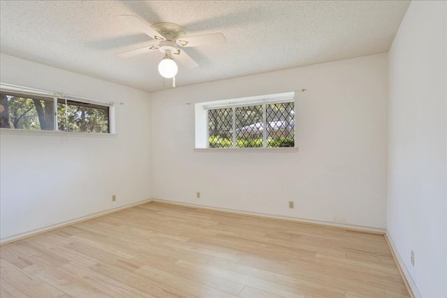602 Queens Road, Denison, TX 75020