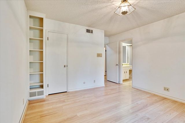 602 Queens Road, Denison, TX 75020