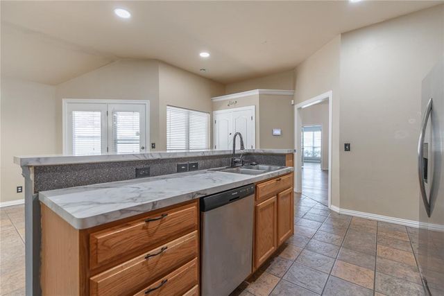 16609 Valderama Way, Edmond, OK 73012