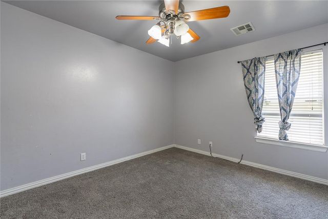 16609 Valderama Way, Edmond, OK 73012