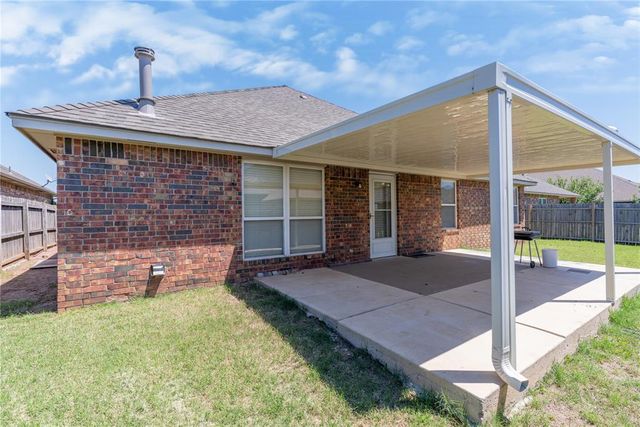 16609 Valderama Way, Edmond, OK 73012