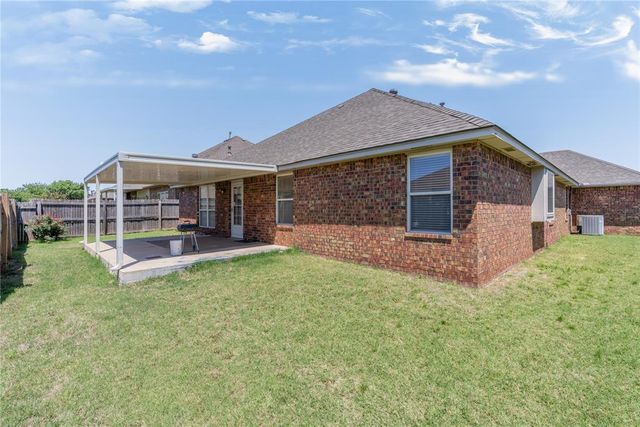 16609 Valderama Way, Edmond, OK 73012