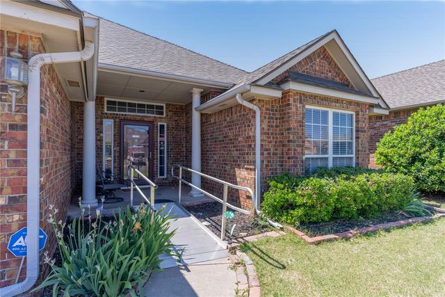 16609 Valderama Way, Edmond, OK 73012