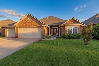 16609 Valderama Way, Edmond, OK 73012