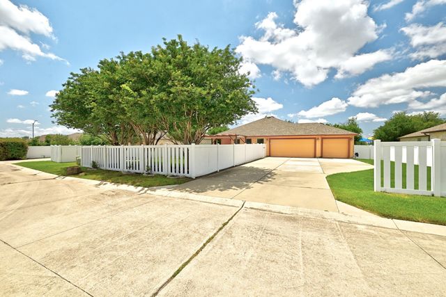1204 Kingston Lacy BLVD, Pflugerville, TX 78660