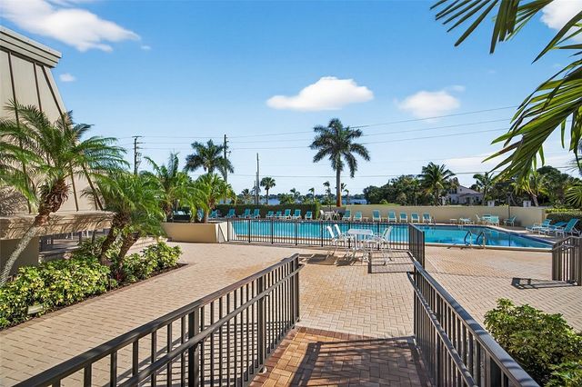 1800 SE Saint Lucie Boulevard 7-307, Stuart, FL 34996