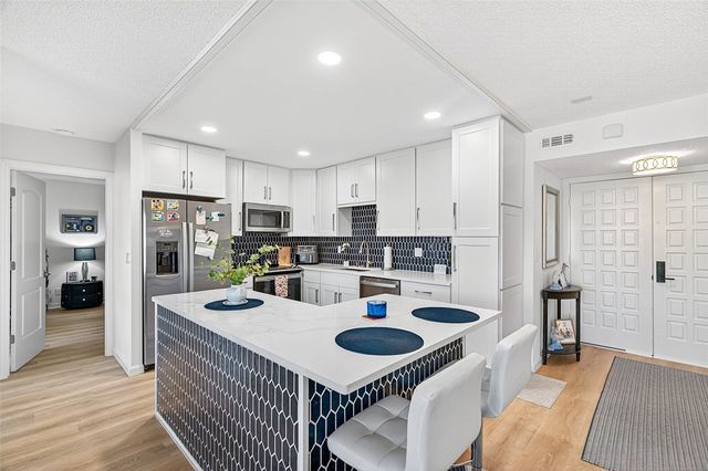 1800 SE Saint Lucie Boulevard 7-307, Stuart, FL 34996