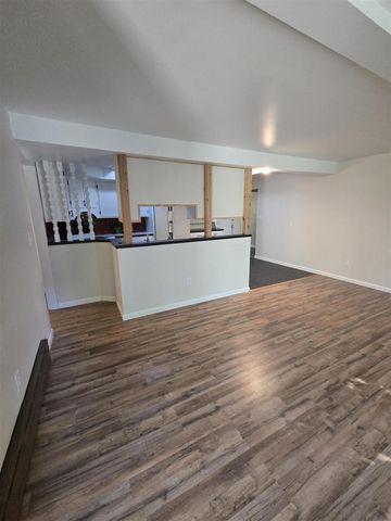 15549 Pine Street, Grand Haven, MI 49417