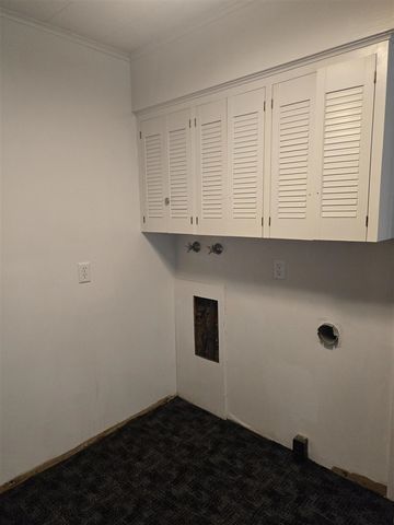 15549 Pine Street, Grand Haven, MI 49417