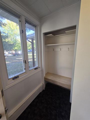 15549 Pine Street, Grand Haven, MI 49417