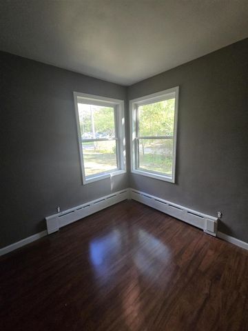 15549 Pine Street, Grand Haven, MI 49417