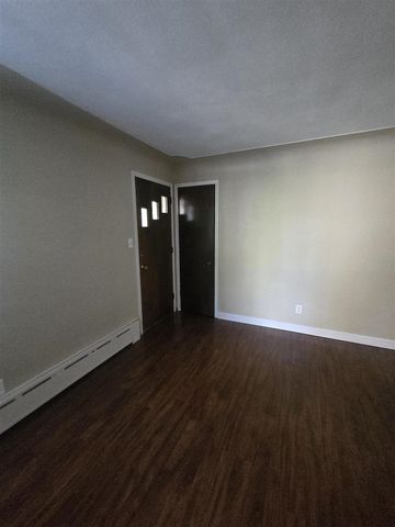 15549 Pine Street, Grand Haven, MI 49417