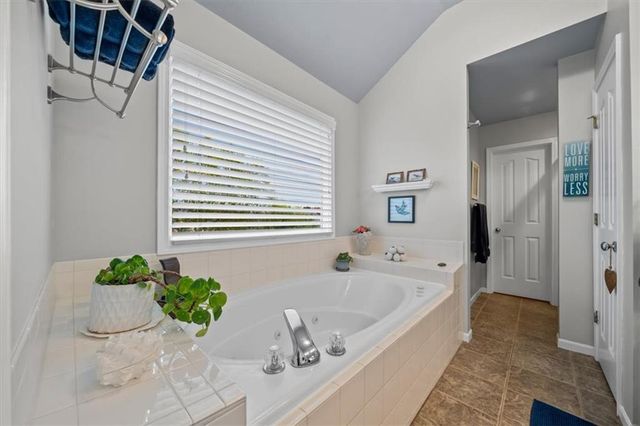 10103 Sunset Drive, Lenexa, KS 66220