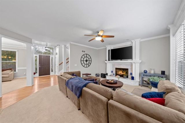 10103 Sunset Drive, Lenexa, KS 66220