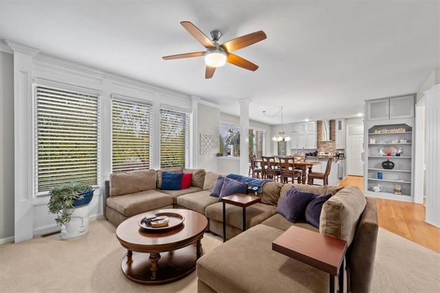 10103 Sunset Drive, Lenexa, KS 66220