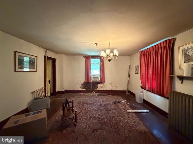820 S YORK ST, Mechanicsburg, PA 17055