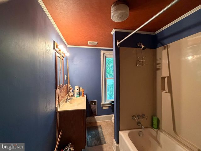 820 S YORK ST, Mechanicsburg, PA 17055